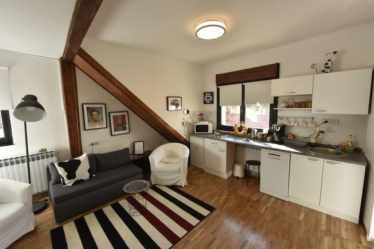 Apartments Zagreb Tales Εξωτερικό φωτογραφία